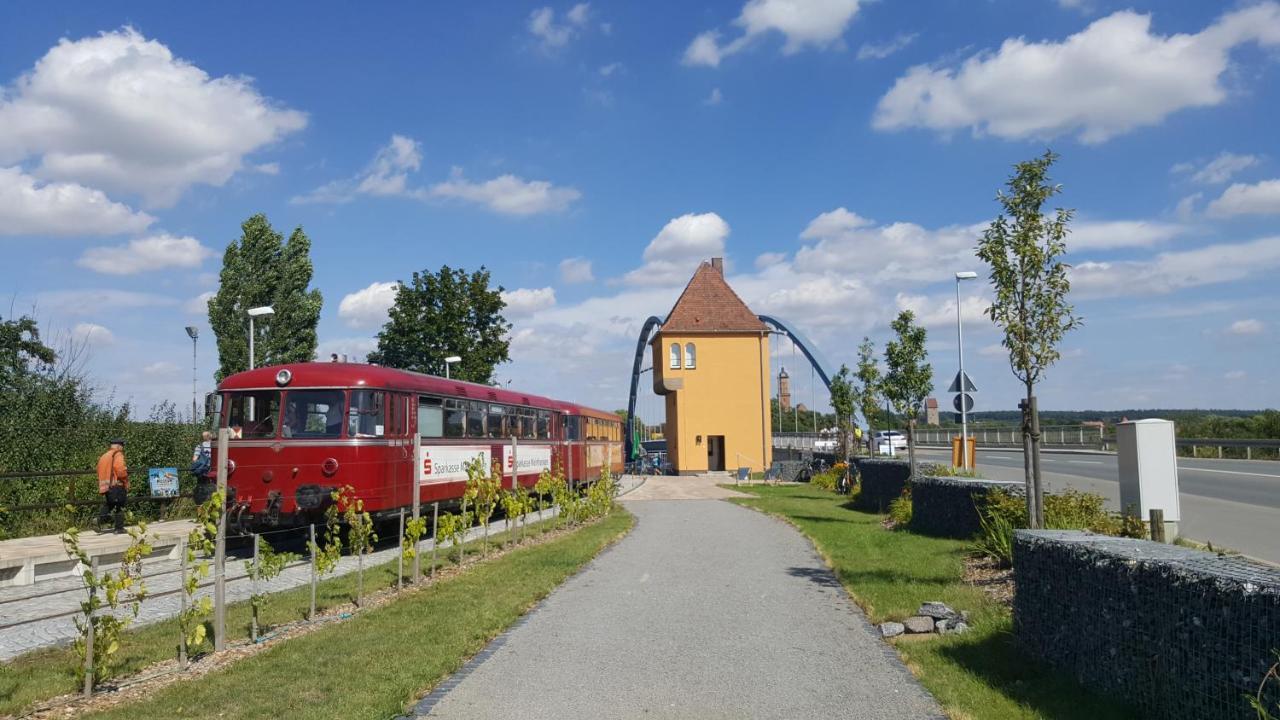 Hotel Am Torturm Volkach Bagian luar foto